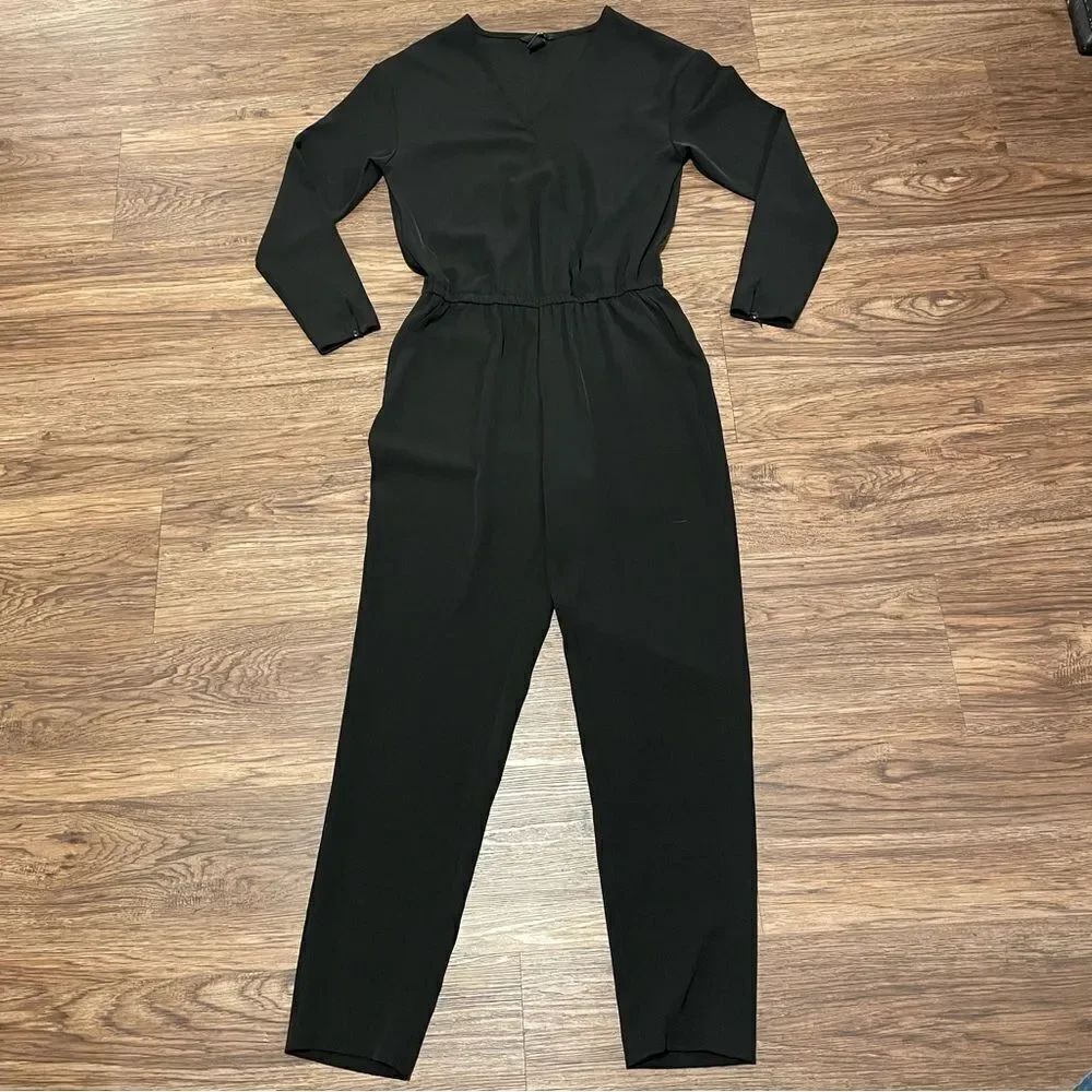 H&M Long Sleeve Cinched Elastic Waist Jumpsuit Black Size 6